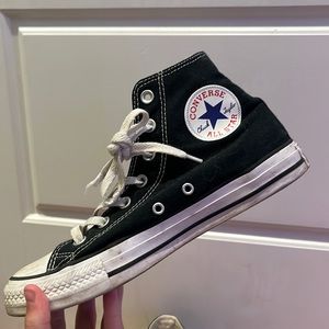 black converse